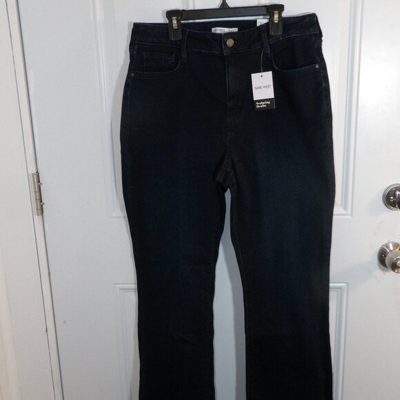 Share Nine West Curvy Bootcut High Rise Dark Wash Sculpting Stretch Jeans Size 1 - Picture 1 of 6